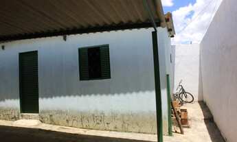 Imagem 3: Casa para venda tem 200 metros quadrados com 3 quartos