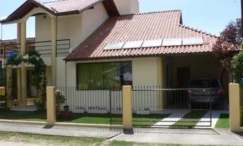 Imagem: Casa de 4 quartos para alugar no bairro