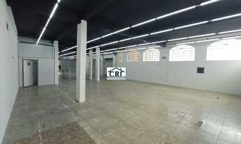 Imagem 4: Loja comercial com aproximadamente 1.000 m² na Avenida João César de Oliveira