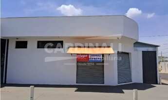 Imagem 2: Salão de esquina com ótima localização, rua principal do bairro