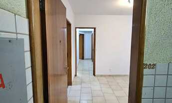 Imagem 2: Imóvel para aluguel tem 80 metros quadrados com 3 quartos em Vila São João - Goiânia - GO