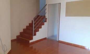 Imagem 4: Sobrado com três dormitórios em ótima localização!