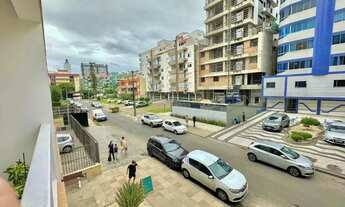 Imagem 7: Lindo apartamento de frente com amplo terraço ao lado da Praça Flávio Boianovski
