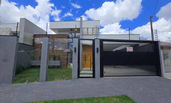 Imagem 2: Casa com Piscina, jardim Imperio do Sol