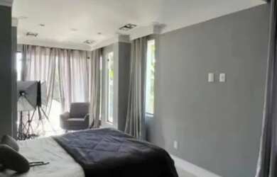 Imagem 5: Casa Contemporânea com 6 Suítes no Morada dos Pássaros Alto Padrão