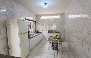 Imagem 6: Casa para alugar, 3 quartos, Nossa Senhora Aparecida - Uberlândia/MG - Rotina Imobiliária