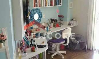 Imagem: Casa de condomínio em Estrada Cachamorra