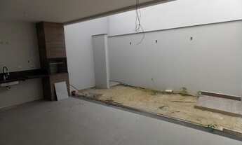 Imagem 2: Casa duplex à venda na Morada da Colina