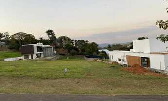 Imagem 1: Terreno No Village das Palmeiras