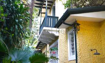 Imagem: Casa com 4 Quartos à Venda, 450 m² por