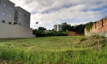 Imagem 1: TIMBó - Terreno Padrão - Estados