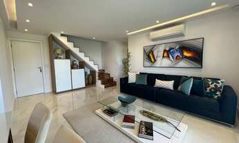 Imagem 2: Linda cobertura duplex reformada e decorada por arquiteto no condomínio Blue One localizad