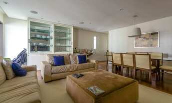 Imagem 6: Apartamento reformado em andar alto