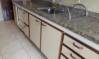 Imagem 3: Amplo, excelente localização, duas quadras do metrô vista definida,176 metros de área úti