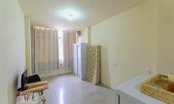 Imagem 2: Apartamento para venda possui 26 metros quadrados com 1 quarto em Centro - Niterói - RJ