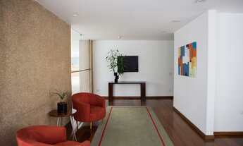 Imagem 3: Prédio com jardim projetado pelo Burlemax em ótima localização de Moema