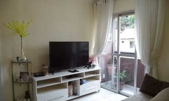 Imagem 5: Apartamento reformado possui 50 metros quadrados com 2 quartos com varanda