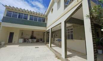 Imagem 3: Oportunidade em Muriqui, casa ampla de 4 qts com 204 m2 construídos quadra da praia