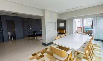 Imagem 5: Cobertura duplex mobiliada para venda possui 280 metros quadrados com 3 quartos