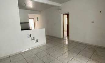 Imagem 5: Linda casa na we45 de 2/4 com 200m²