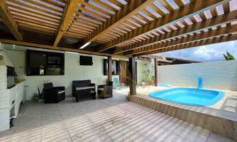 Imagem 2: Exclusividade Gisa Barros Imobiliária! Geminado com piscina no Centro de Imbé!