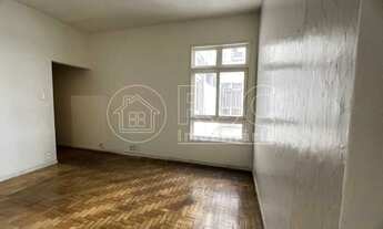 Imagem 2: Apartamento para venda com 63 metros quadrados com 2 quartos em Grajaú - Rio de Janeiro