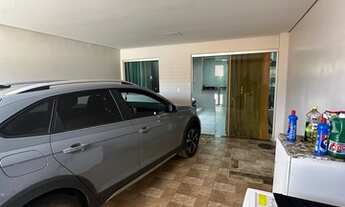 Imagem 3: Vendo Casa 2 Andares com 3 Quartos c/ Suíte e 2 Banheiros