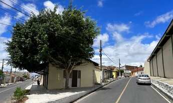 Imagem 6: Ponto Comercial em Arapiraca - Ao lado do Colégio COC, Bosque. Área Total = 222,81m²