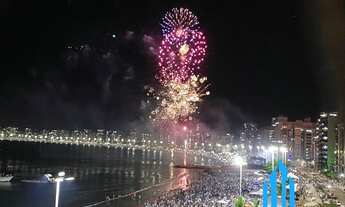 Imagem 2: Apartamento de 3 suítes a venda, com 3 vagas de frente para o mar na Praia do Morro Guara