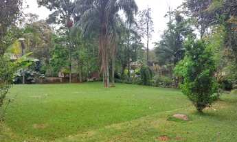 Imagem 2: LINDO TERRENO COM CASA PRÉ-FABRICADA NO MIOLO DO CONDOMÍNIO