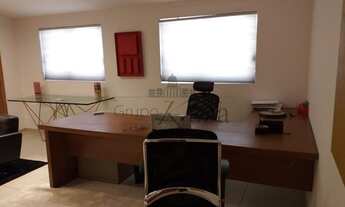 Imagem 5: Casa / Padrão - Vila Betânia - Locação e Venda - Misto