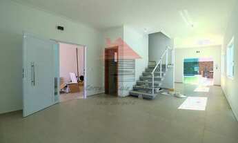 Imagem 2: Sobrado com 4 Suítes a 300 Metros da Praia