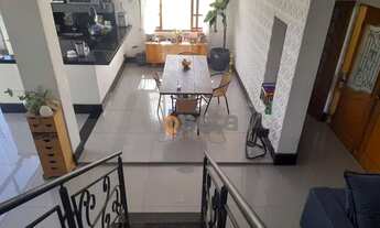 Imagem 2: Casa com 3 dormitórios à venda, 150 m² por R$ 815.000 - Vila Maria - São José dos Campos/S