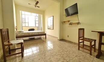 Imagem 7: Ótimo conjugado na quadra da praia - Posto 4 - Copacabana