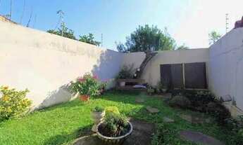 Imagem 6: Ampla casa de 175 m² com 3 dormitórios e 3 vagas de garagem