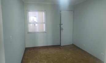 Imagem 2: Excelente apartamento na rua do Paraíso, com 2 dormitórios e uma vaga na garagem