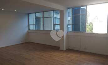 Imagem 2: Apartamento com 2 dormitórios à venda, 108 m² por R$ 1.385.000,00 - Lagoa - Rio de Janeiro