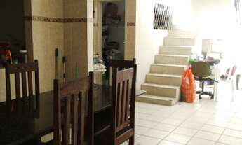 Imagem: Casa grande 1 sala 4 Suites servindo p/