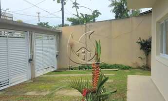 Imagem 2: Casa em condomínio com 3 suítes e piscina privativa para locação