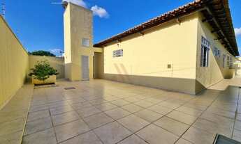 Imagem: Casa com 4 quartos, 5 garagens e pé direito