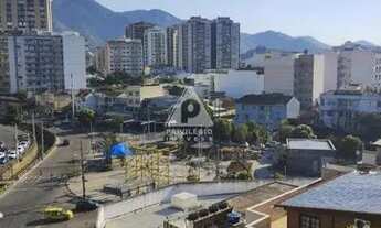 Imagem 2: Apartamento à venda de 2 quartos, rua tranquila, muito próximo a Praça Varnhagem, Shopping