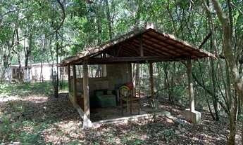 Imagem 3: Chácara 2.250 m² em condomínio, chalé, fogão a lenha, córrego nos fundos e cisterna