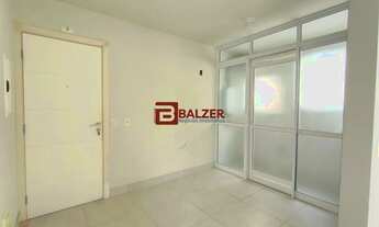 Imagem 6: 2 dormitórios, suíte e 2 vagas no Centro