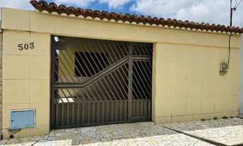 Imagem: Casa em Cascavel - CE, a 3 min. Do centro