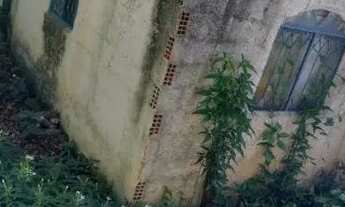 Imagem: Vendo Casa com terreno em Maria Helena Duque