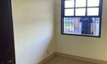 Imagem 7: Alugo casa sobrado pequena frente para a Rv Amaral Peixoto km 131