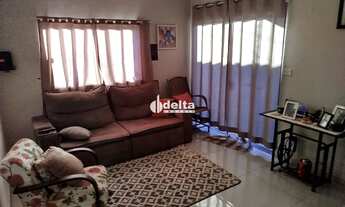 Imagem 2: Casa residencial com 3 quartos disponível para venda no bairro Jardim Ipanema em Uberlândi