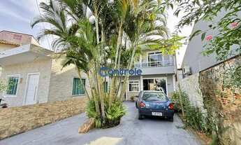 Imagem: Casa c/ 04 dormitórios no bairro Madrid