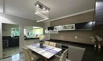 Imagem 2: Casa residencial com 3 quartos sendo 1 suíte disponível para locação e venda no bairro Jar