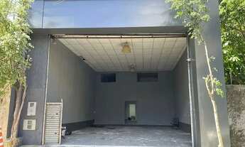 Imagem: 5 Salas Comercial e 1 Recepção. No Anália